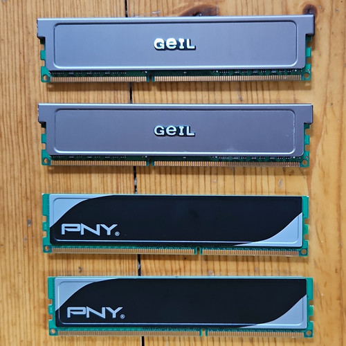 Pny geil 8gb ddr3 - (4x2gb),